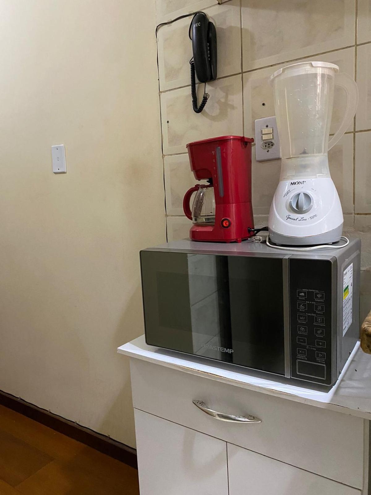 Quarto Privativo A Uma Quadra Da Praia De Copacabana ริโอเดจาเนโร ภายนอก รูปภาพ